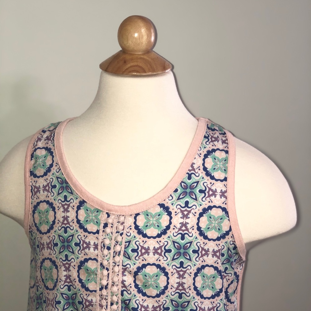 Girls sleeveless cotton tank, size L
